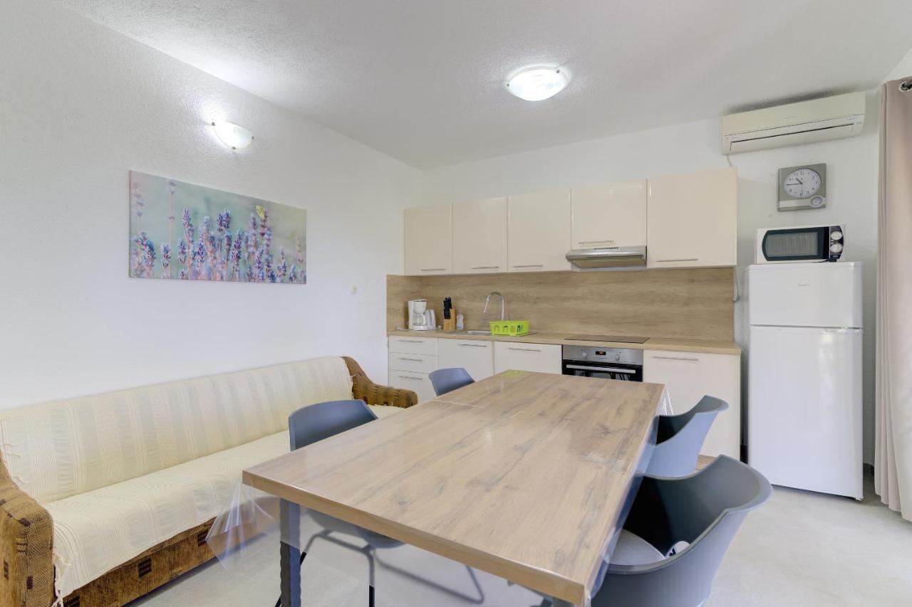 Dora Apartment Senj  Luaran gambar