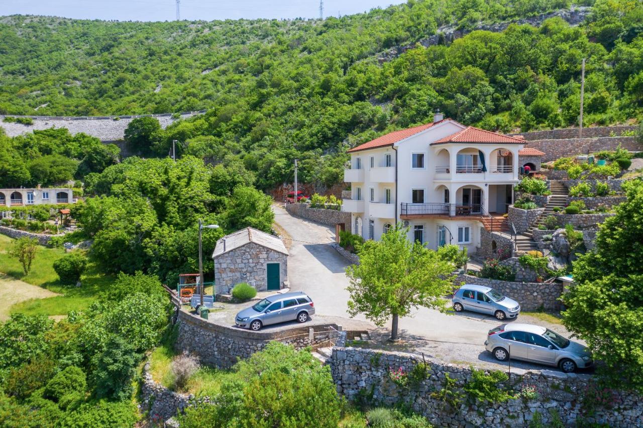 Dora Apartment Senj  Luaran gambar