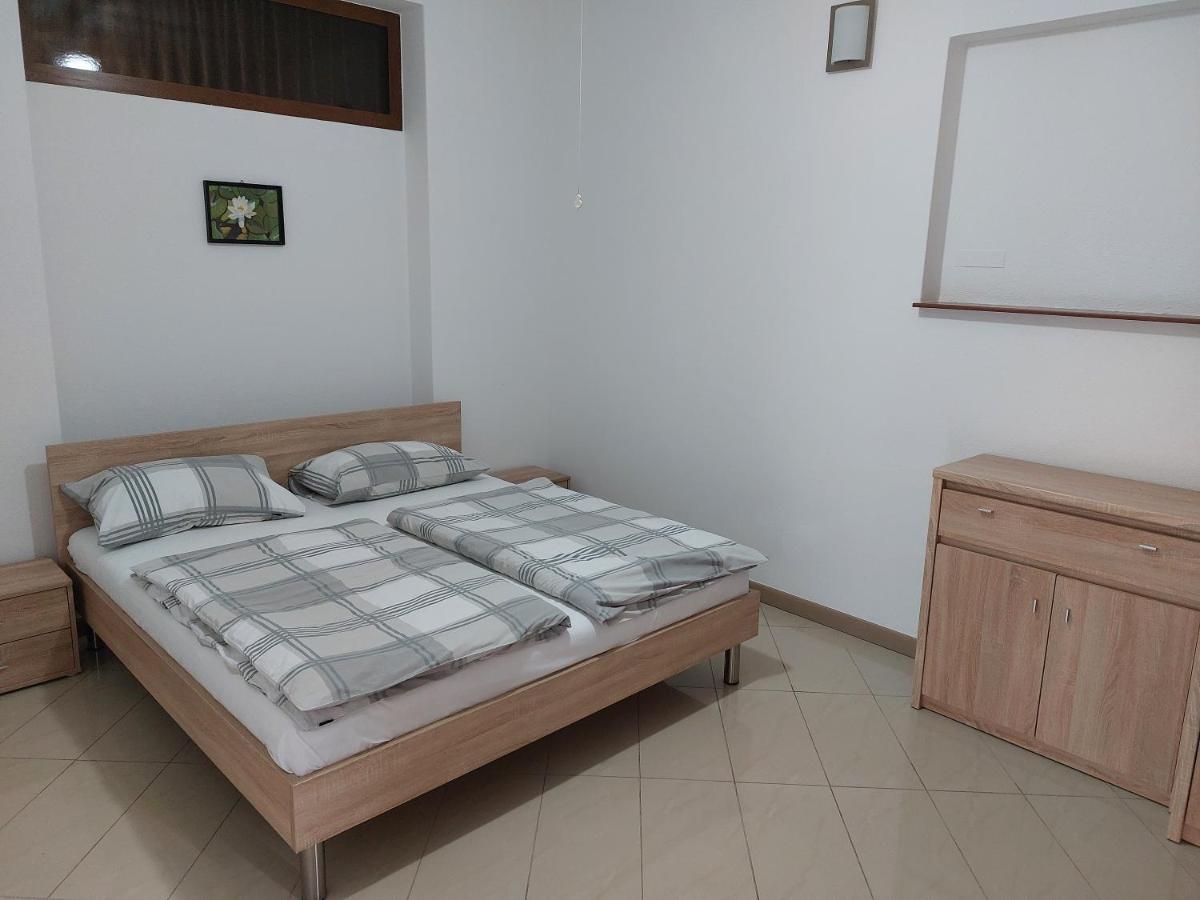 Dora Apartment Senj  Luaran gambar